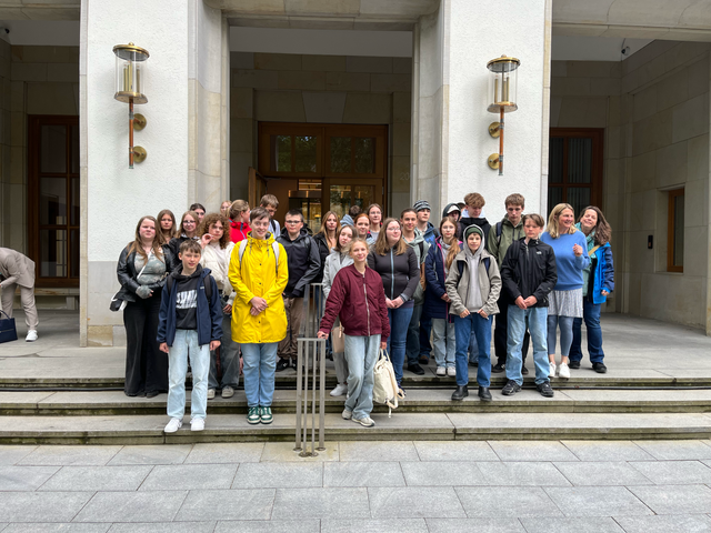 Während des Mai-Plenums hatte ich Besuch von Schüler*innen der 7.-10. Klassen der Hermann-Neuton-Paulsen-Schule auf Pellworm!